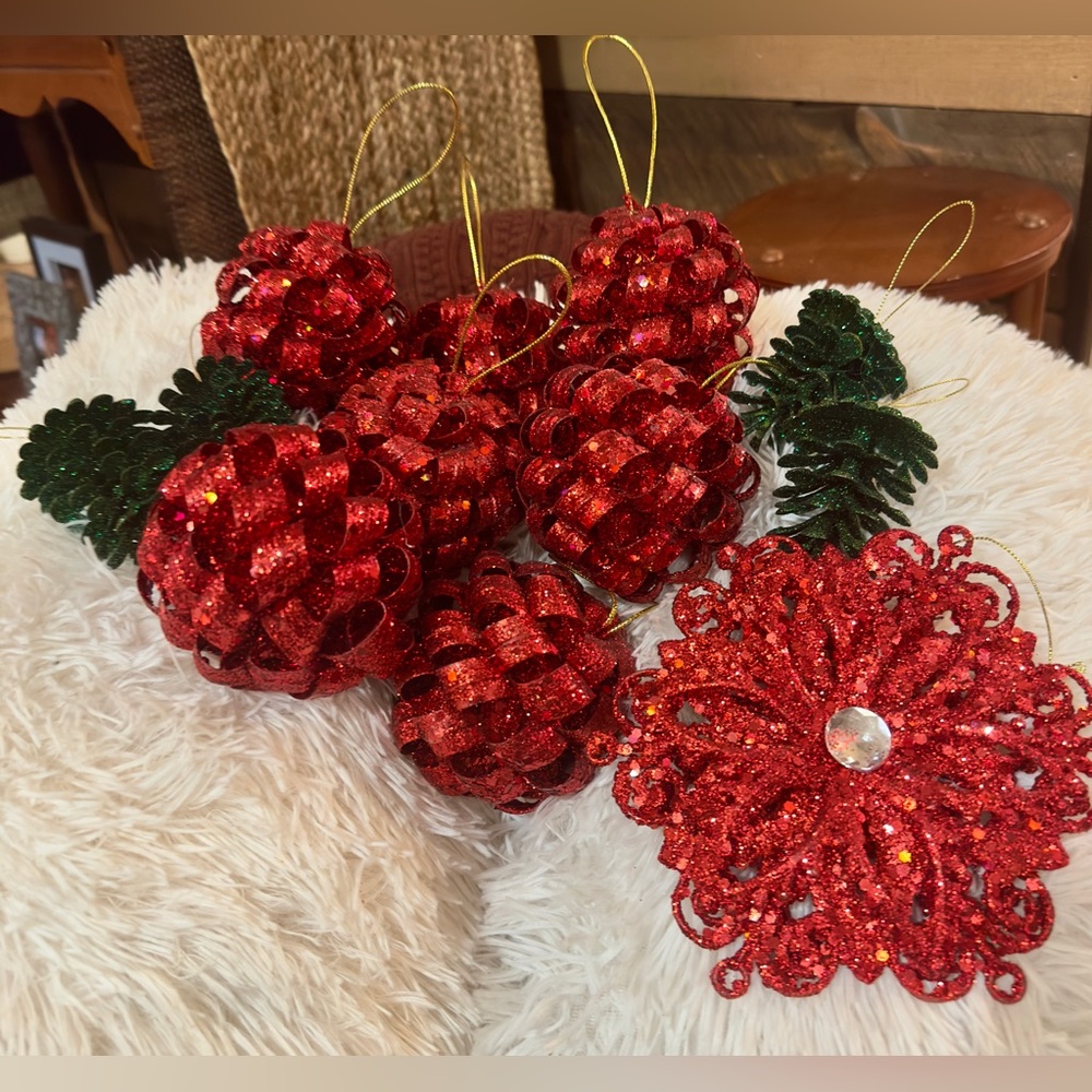 Festive Red & Green Holiday Ornament Set - Picture 2 of 6